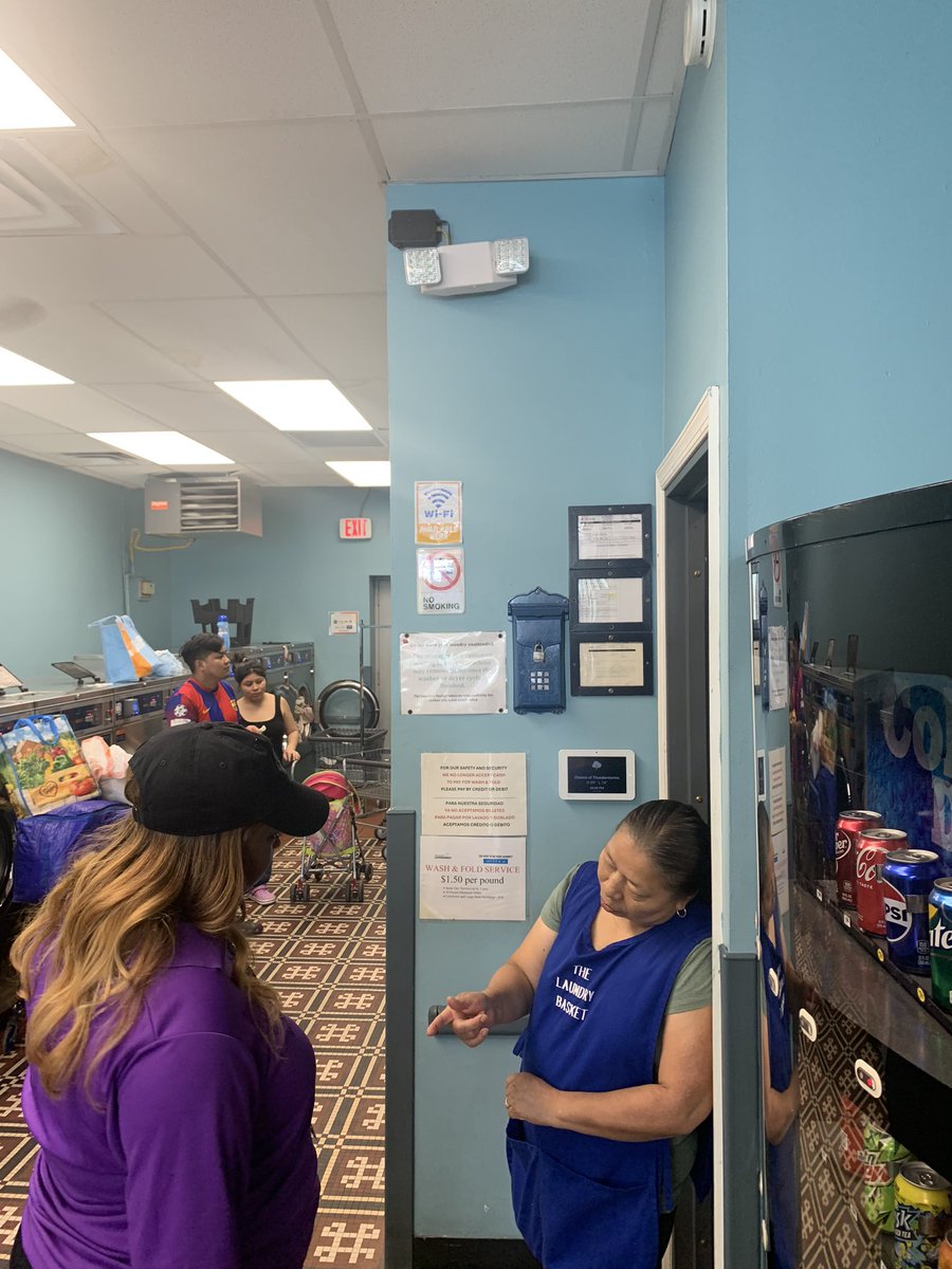 CMLewisGeorgeW4's tweet image. Kicked off our Ward 4 pop-ups strong at New Hampshire Ave & Farragut St in #BrightwoodPark!
Thanks to @DCPoliceDept, OPC, & DCPC for helping us support neighbors with resources and troubleshoot neighborhood concerns.
Join us on Thursday on the 400 block of Kennedy St!