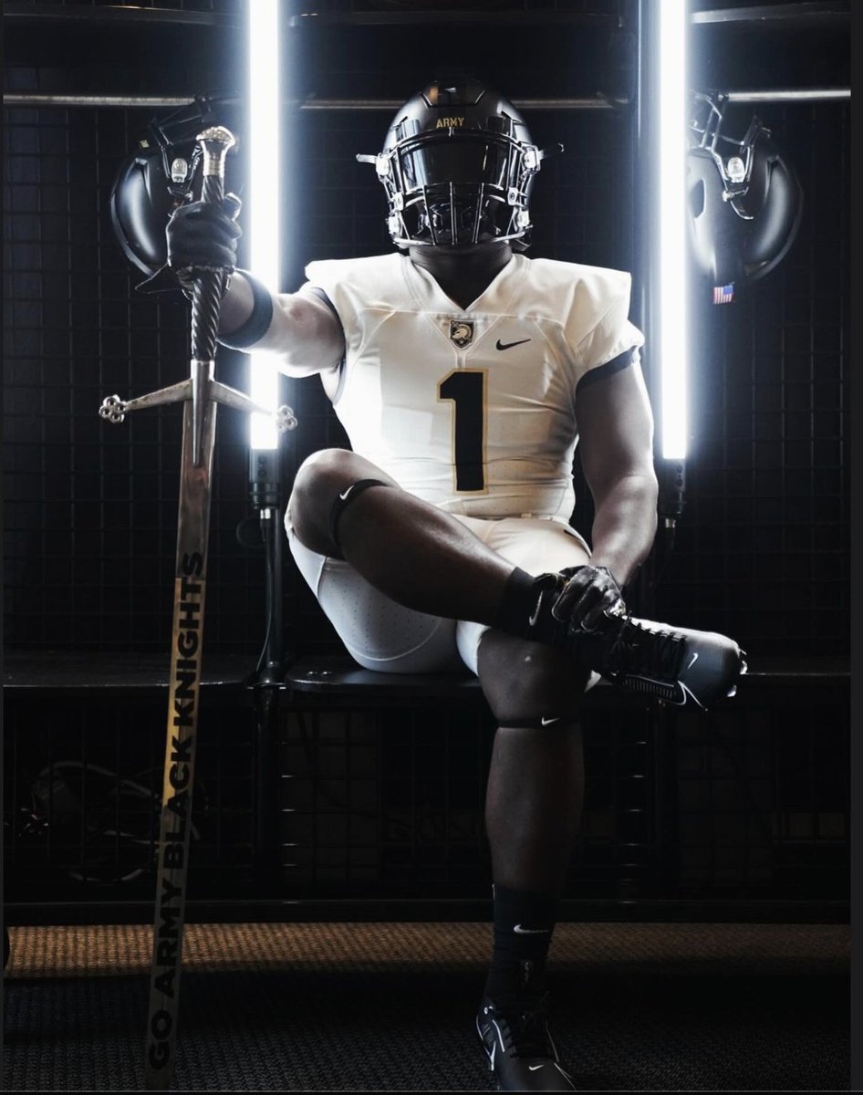 goblackknights's tweet image. WEEKLY HIGHLIGHT: The Army West Point Class of 2029 Reports for Duty (R-Day 2025)
on3.com/sites/go-black…
#GoBlackKnights #ArmyFootball