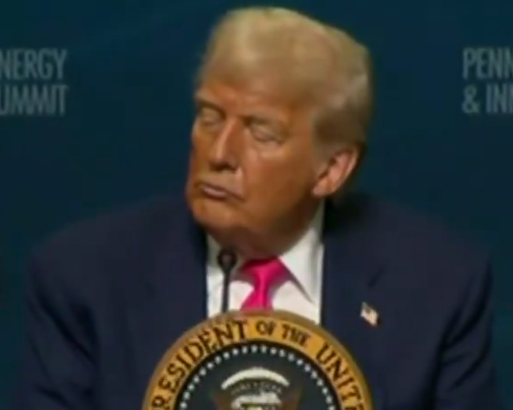 middleageriot's tweet image. Donald Trump fell asleep at an energy conference because of course he did.