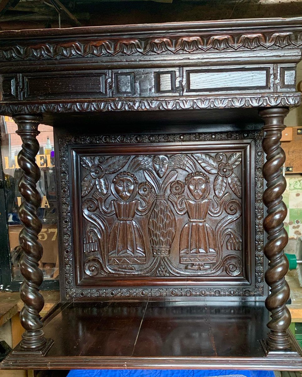 2016industrial's tweet image. Investigation needed on this piece. It came from the estate of a French lady, whose Huguenot family fled to England 1670.ish & their furniture was stored in Paris for 200 yrs 😳 the piece is approx 34 inches Sq. #french #huguenot #antique #restoration #workshop