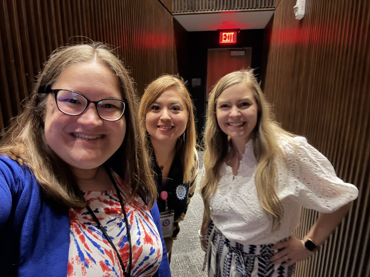 AmieeHimler's tweet photo. There is just something so special about kicking the new school year off at Connects Conference with admin from all across RISD and reflecting together about an inspirational keynote! 🥰 #RISDDreamBig #RISDaspire https://t.co/A8vOVrDOuj