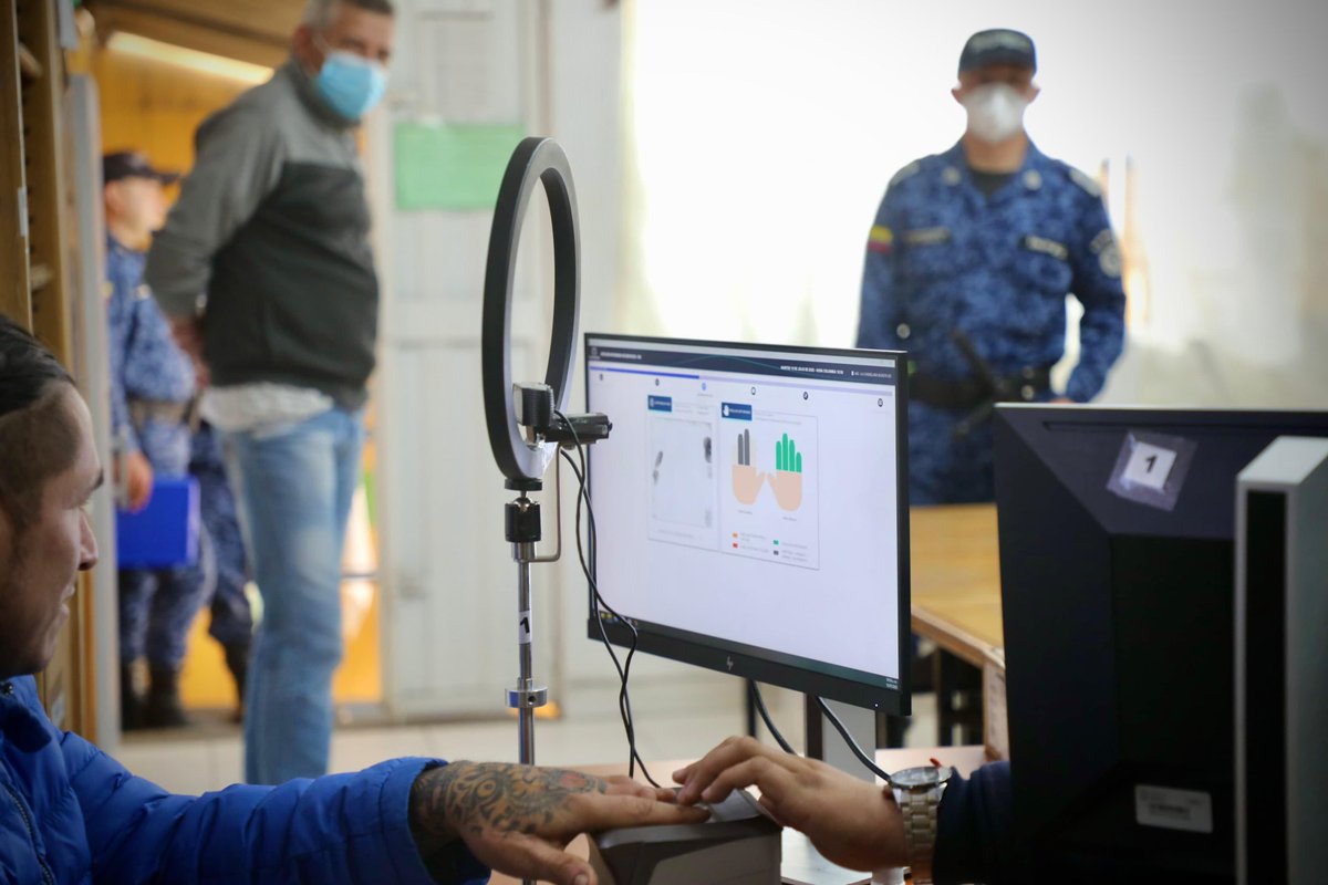 Más de 300 personas privadas de la libertad en La Picota tramitarán su cédula de ciudadanía 🪪  en la jornada de identificación liderada por la📍Registraduría Distrital y la Personería de Bogotá, del 14 al 16 de julio.

Esta se suma a las jornadas adelantadas en otros centros