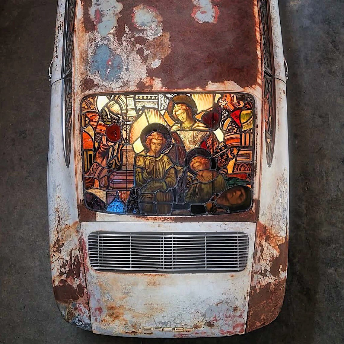 OnRallyRd's tweet image. The stained-glass Porsche…

by artist Ben Tuna

Decay ➡️ Angelic