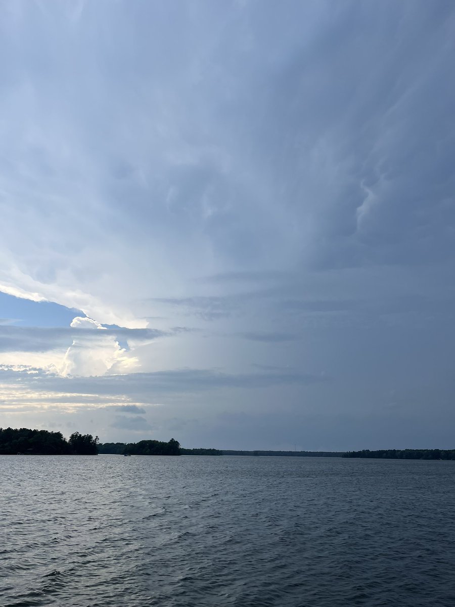 andrewtornado11's tweet image. Supercell near Trego, WI with a wall cloud. Viewed from Big Sissabagama Lake, south of Stone Lake @NWSduluth