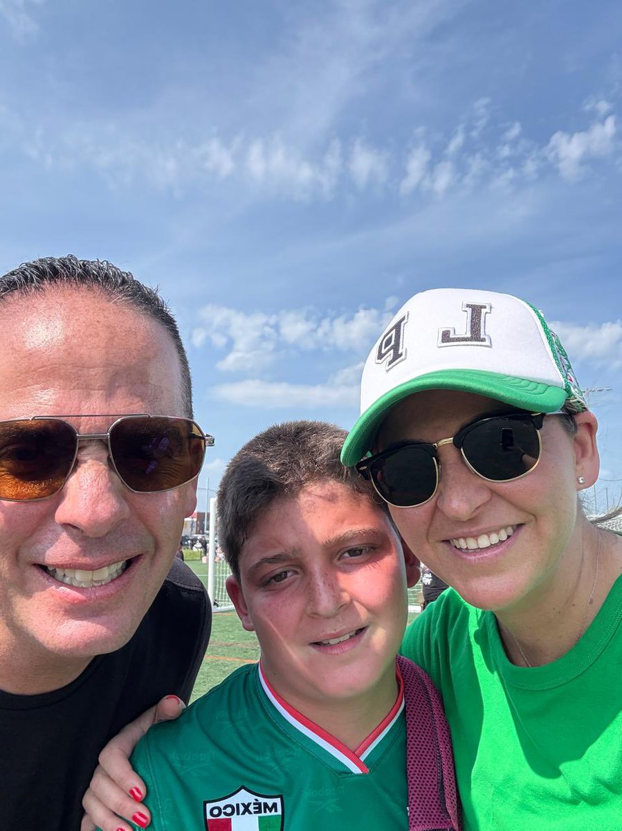 Jacques Passy (@coachpassy) on Twitter photo Feliz de acompaรฑar a Eduardo mi hijo en la <a href="/usacupsoccer/">Target USA CUP</a> y debutando con un triunfazo.
Como cada que vengo a Minneapolis, impactante complejo y evento con 90 campos y decenas de niรฑos jugando.
Y claro, <a href="/lorcadeportiva/">Lorca Deportiva</a> representada en Minnesota. Feliz de acompaรฑar a Eduardo mi hijo en la <a href="/usacupsoccer/">Target USA CUP</a> y debutando con un triunfazo.
Como cada que vengo a Minneapolis, impactante complejo y evento con 90 campos y decenas de niรฑos jugando.
Y claro, <a href="/lorcadeportiva/">Lorca Deportiva</a> representada en Minnesota.