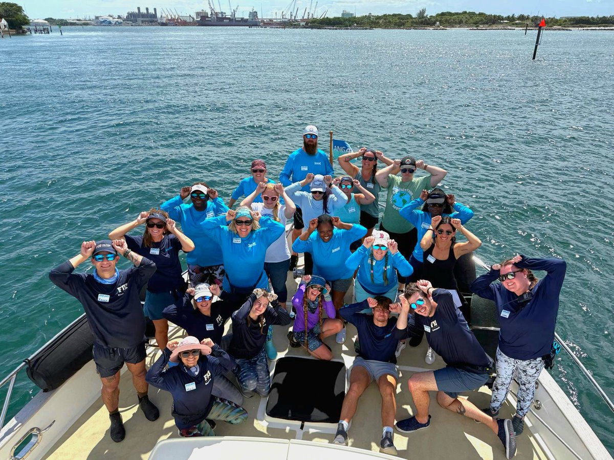 ANGARI Foundation (@angariocean) on Twitter photo Today's #CoastalOceanExplorers #rvANGARI expedition with our workshop #educators & <a href="/FIUCASE/">FIU College of Arts, Sciences & Education</a> researchers did not disappoint! We caught & released 5 #sharks, bringing our total COE catch to date to 102 sharks!
TY #PBIBS Gives Back grant program & <a href="/MIAPBC/">Marine Industries Association of Palm Beach County</a> for supporting this exp! Today's #CoastalOceanExplorers #rvANGARI expedition with our workshop #educators & <a href="/FIUCASE/">FIU College of Arts, Sciences & Education</a> researchers did not disappoint! We caught & released 5 #sharks, bringing our total COE catch to date to 102 sharks!
TY #PBIBS Gives Back grant program & <a href="/MIAPBC/">Marine Industries Association of Palm Beach County</a> for supporting this exp!