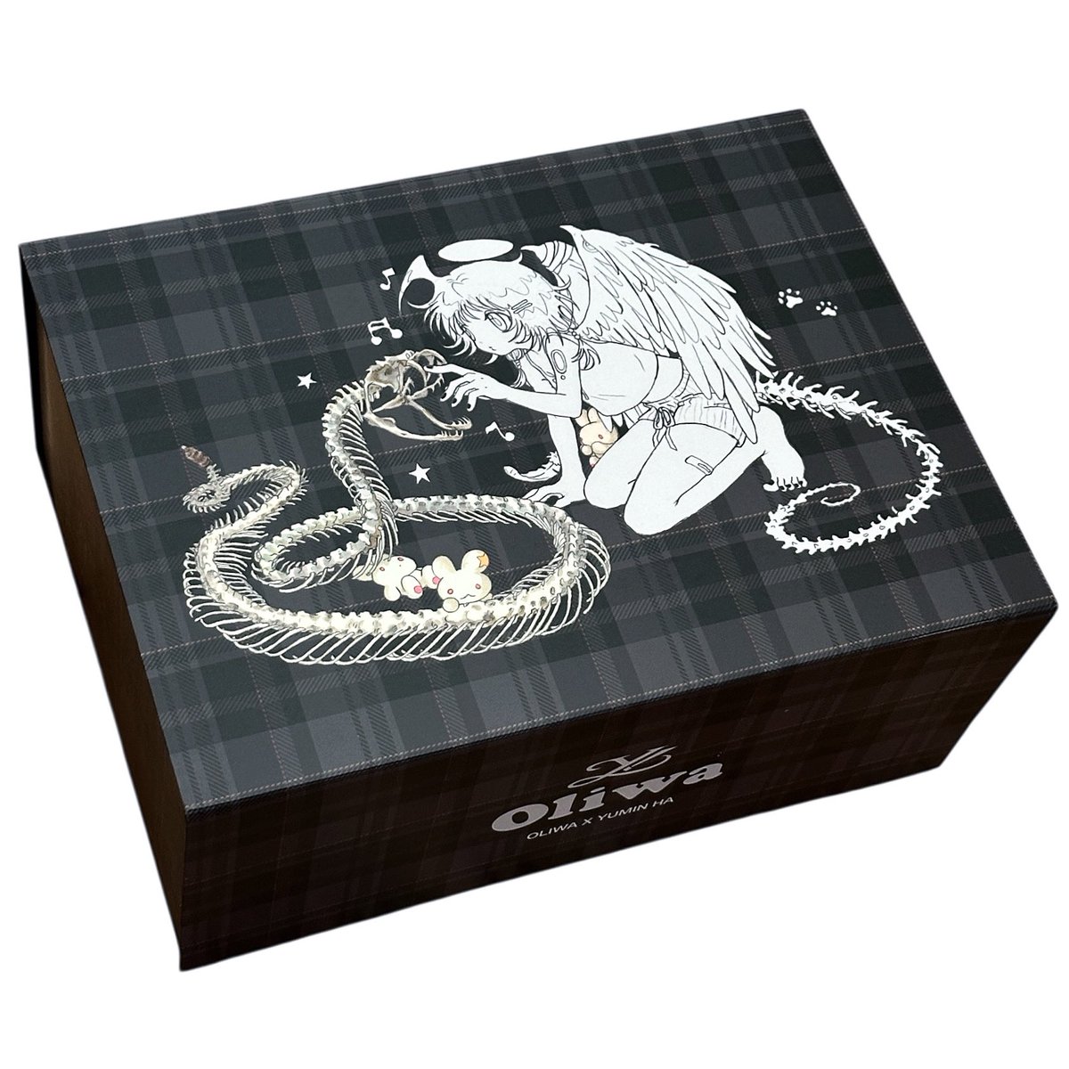 July 24th, Drop IV

Every doll bag comes in a doll box.