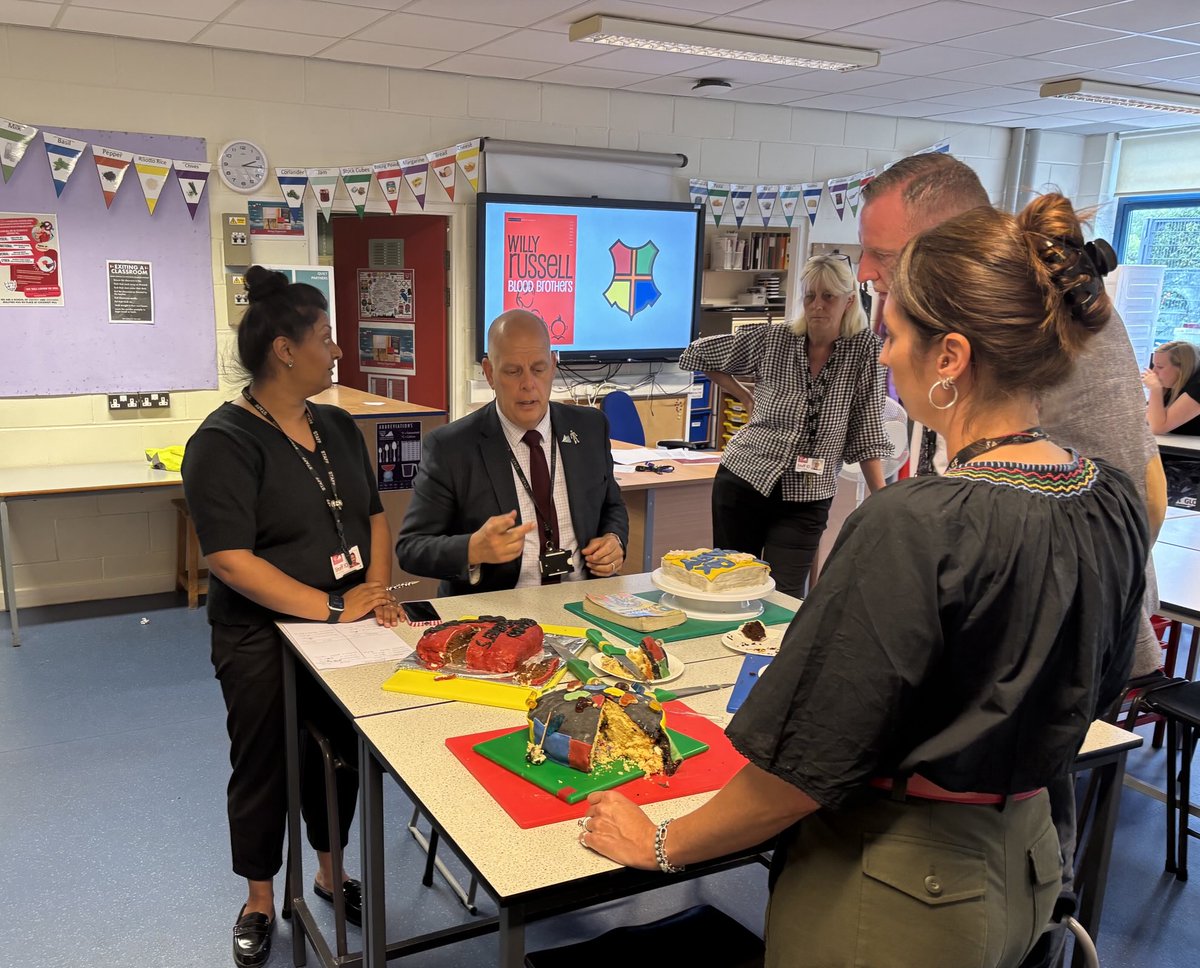 Our judges judging the baked goods! Who will win this year’s House Competition - Bake Off? #NothingButTheBest ⁦<a href="/Summit_LT/">Summit Learning Trust</a>⁩