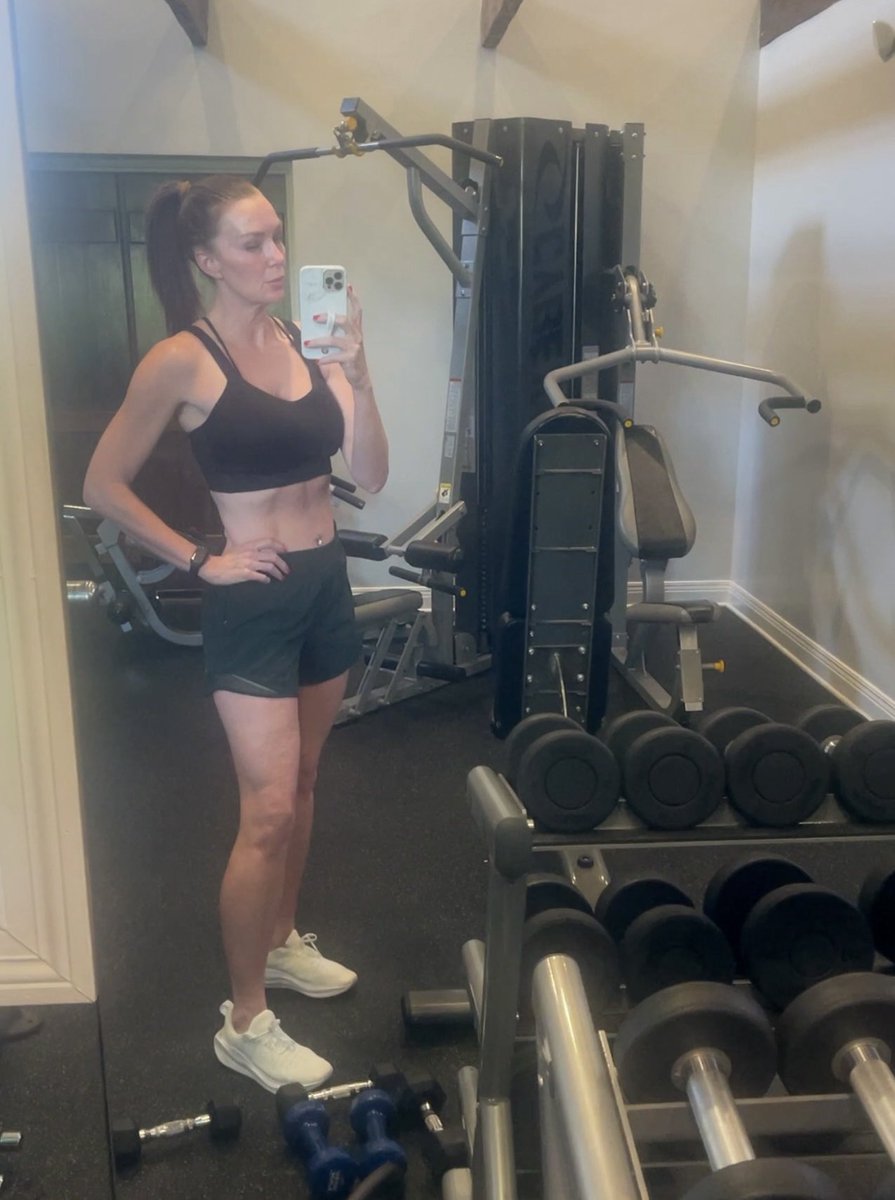 Bethniefox's tweet photo. Your body doesn’t know numbers, it knows effort 💪 https://t.co/LflULN0h4d