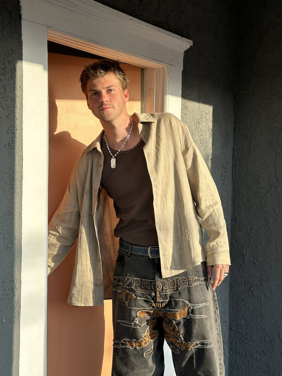 Pop Base tweet media