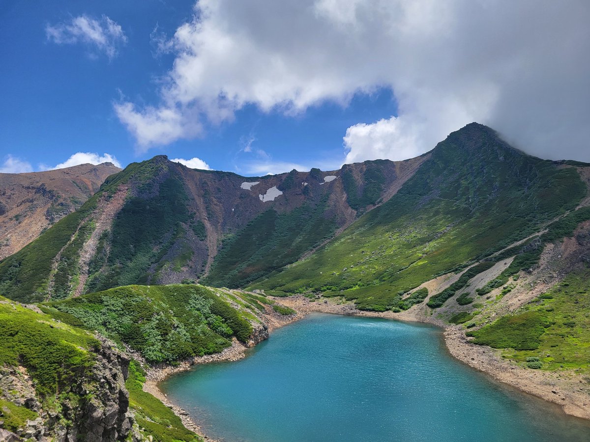 kazeabiru's tweet photo. 足慣らしに田ノ原ルートで御嶽山
序盤はガスがあったけど登頂する頃には飛んでいて絶好の景色を見ることができた
雷鳥には会えず😂 https://t.co/XUjE3OHHTO