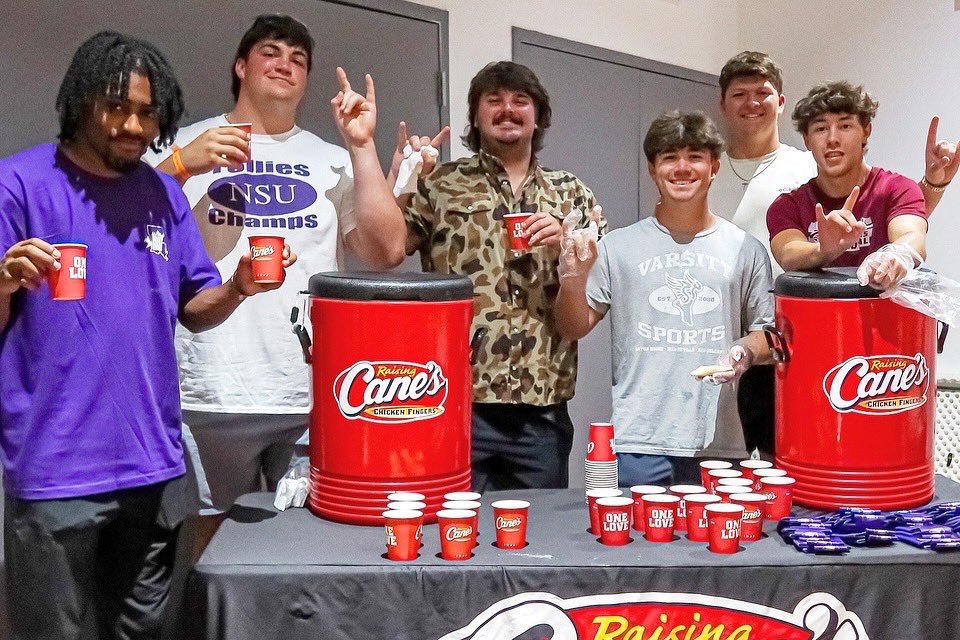 NSUDemonsFB's tweet image. Certified meat pie experts thanks to Cane River National Heritage Area, @nsu_bcm, and @raisingcanes! 🔥
#ForkEm #SummerBridge25