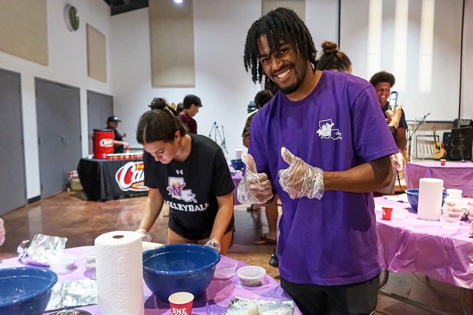 NSUDemonsFB's tweet image. Certified meat pie experts thanks to Cane River National Heritage Area, @nsu_bcm, and @raisingcanes! 🔥
#ForkEm #SummerBridge25