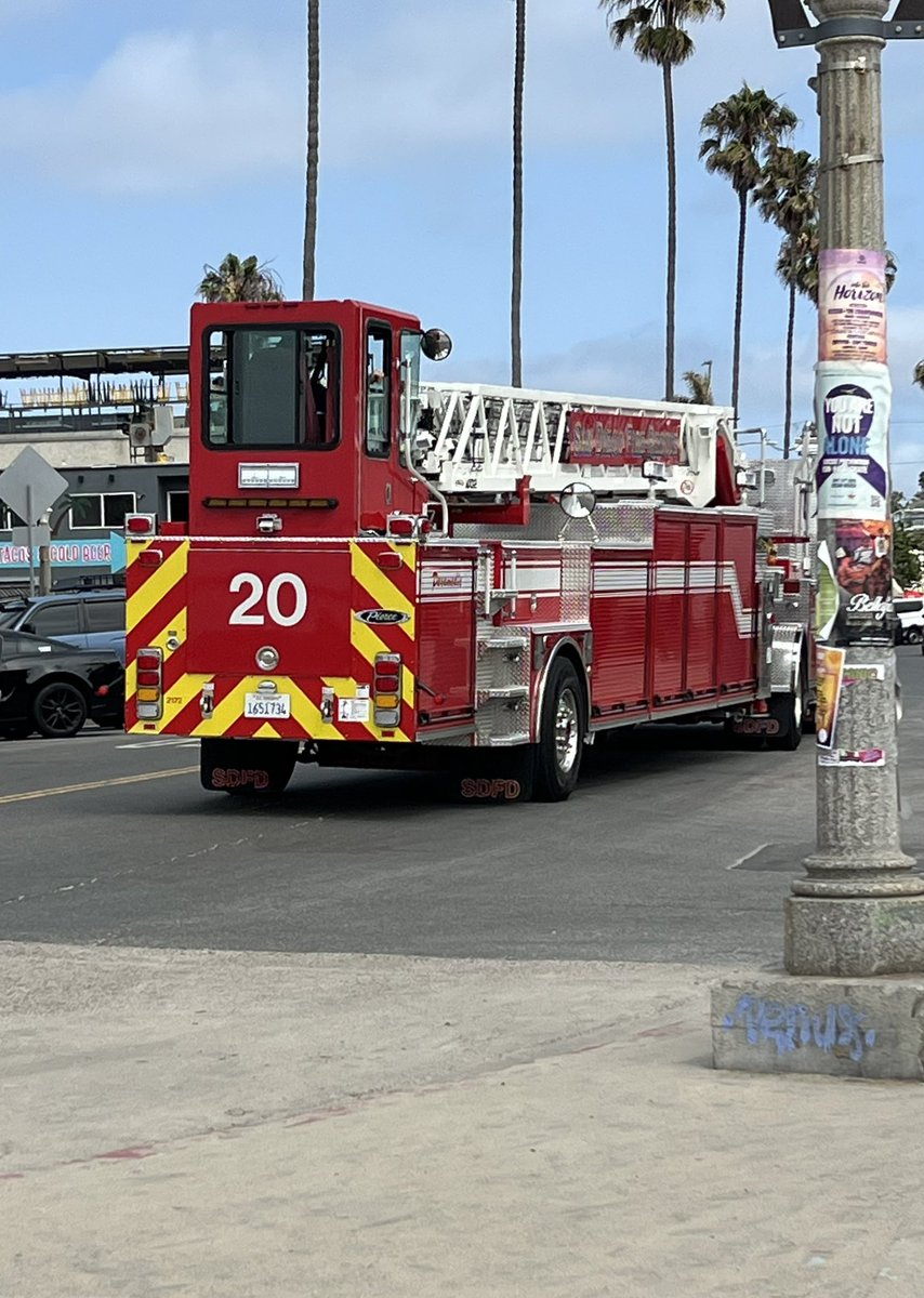 Found Twenty at the beach.🏖️ 
<a href="/MatchboxTwenty/">Matchbox Twenty</a> <a href="/ThisIsRobThomas/">Rob Thomas</a> <a href="/StalkingKyle/">Kyle Cook</a> <a href="/RepairMethod/">Paul Doucette</a> 
#oceanbeach #sandiego