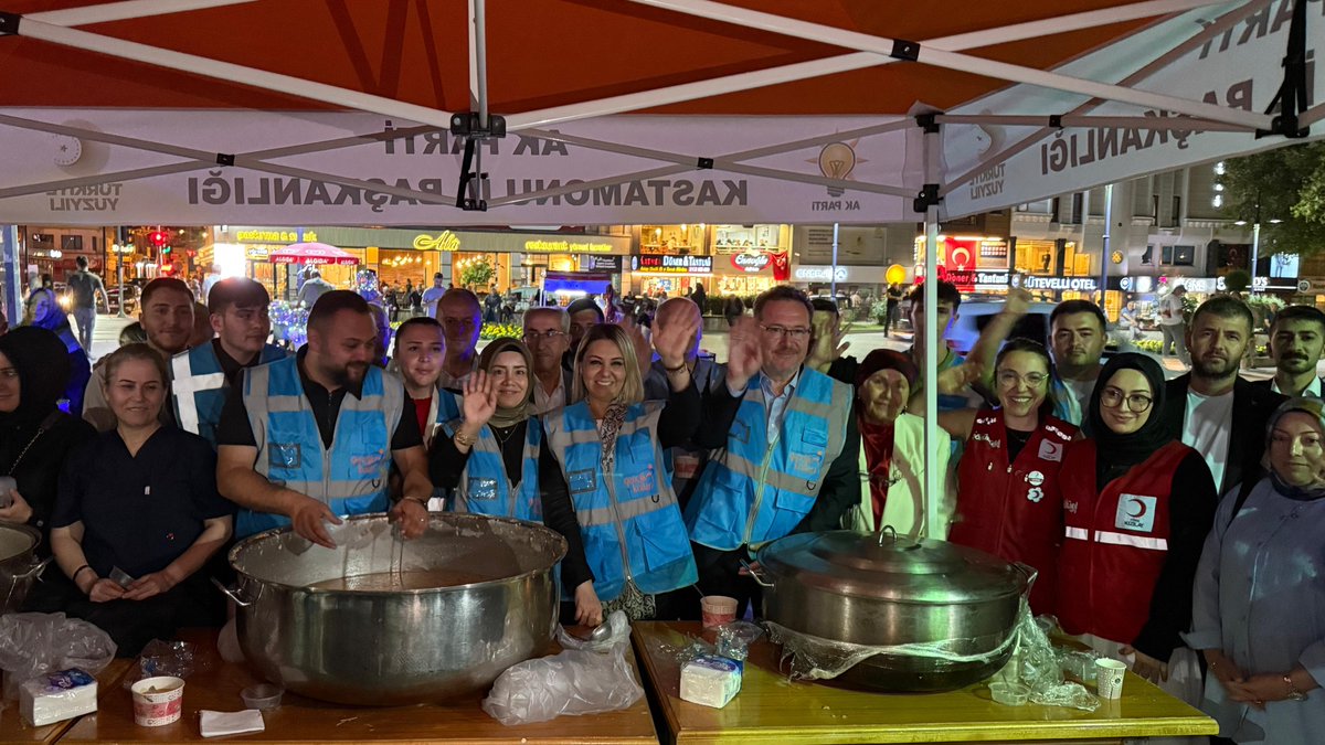 Ahmet Sevgilioğlu (@sevgilioglu) on Twitter photo Kadın Kollarımızın kaynattığı aşurenin bereketiyle, muhabbetimiz artsın; birliğimiz, dirliğimiz daim olsun. 🇹🇷🔗
<a href="/Akparti/">AK Parti</a> <a href="/RTErdogan/">Recep Tayyip Erdoğan</a> <a href="/abuyukgumus/">Ahmet Büyükgümüş</a> <a href="/AKGMTeskilat/">AK Parti Teşkilat Başkanlığı</a> <a href="/akparti_37/">AK Parti Kastamonu</a>
#ZaferinAdıTürkiye Kadın Kollarımızın kaynattığı aşurenin bereketiyle, muhabbetimiz artsın; birliğimiz, dirliğimiz daim olsun. 🇹🇷🔗
<a href="/Akparti/">AK Parti</a> <a href="/RTErdogan/">Recep Tayyip Erdoğan</a> <a href="/abuyukgumus/">Ahmet Büyükgümüş</a> <a href="/AKGMTeskilat/">AK Parti Teşkilat Başkanlığı</a> <a href="/akparti_37/">AK Parti Kastamonu</a>
#ZaferinAdıTürkiye