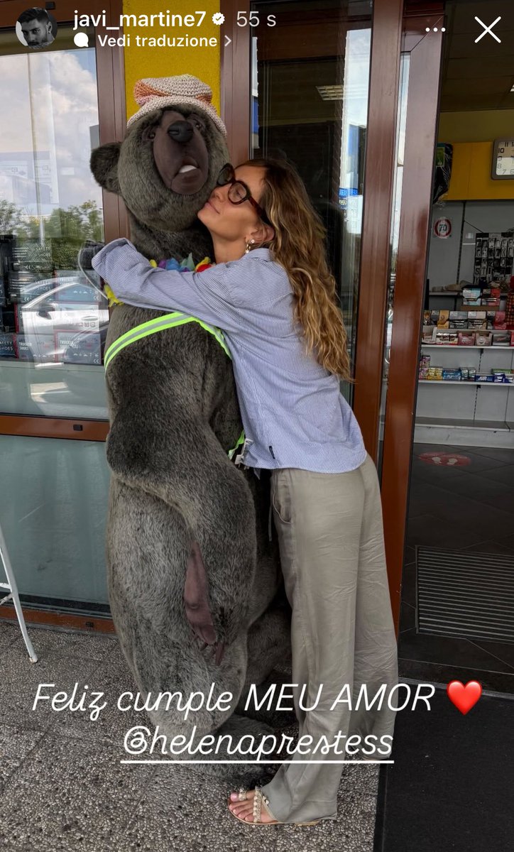 Debolissimo per questa storia 🥹

Tantissimi auguri hele ❤️

#helenabday #helevier
