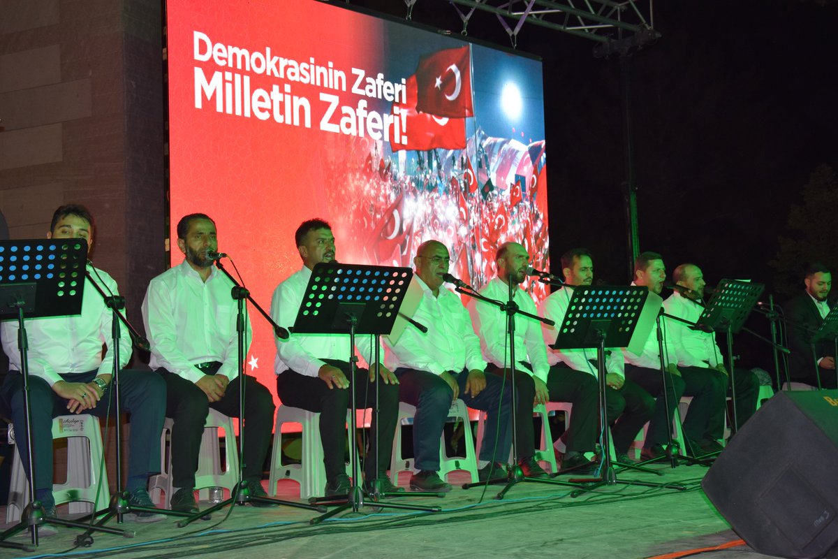 📌15 Temmuz Programı Millet Bahçesi’nde Anlamlı Etkinliklerle Gerçekleştirildi

👉🏻 Detay : karapinar.gov.tr/15-temmuz-prog…