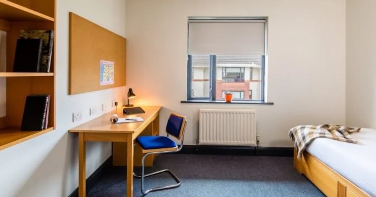 Student accommodation: Just 116 of 1,000 ‘emergency response’ beds will be delivered this year irishtimes.com/ireland/educat…