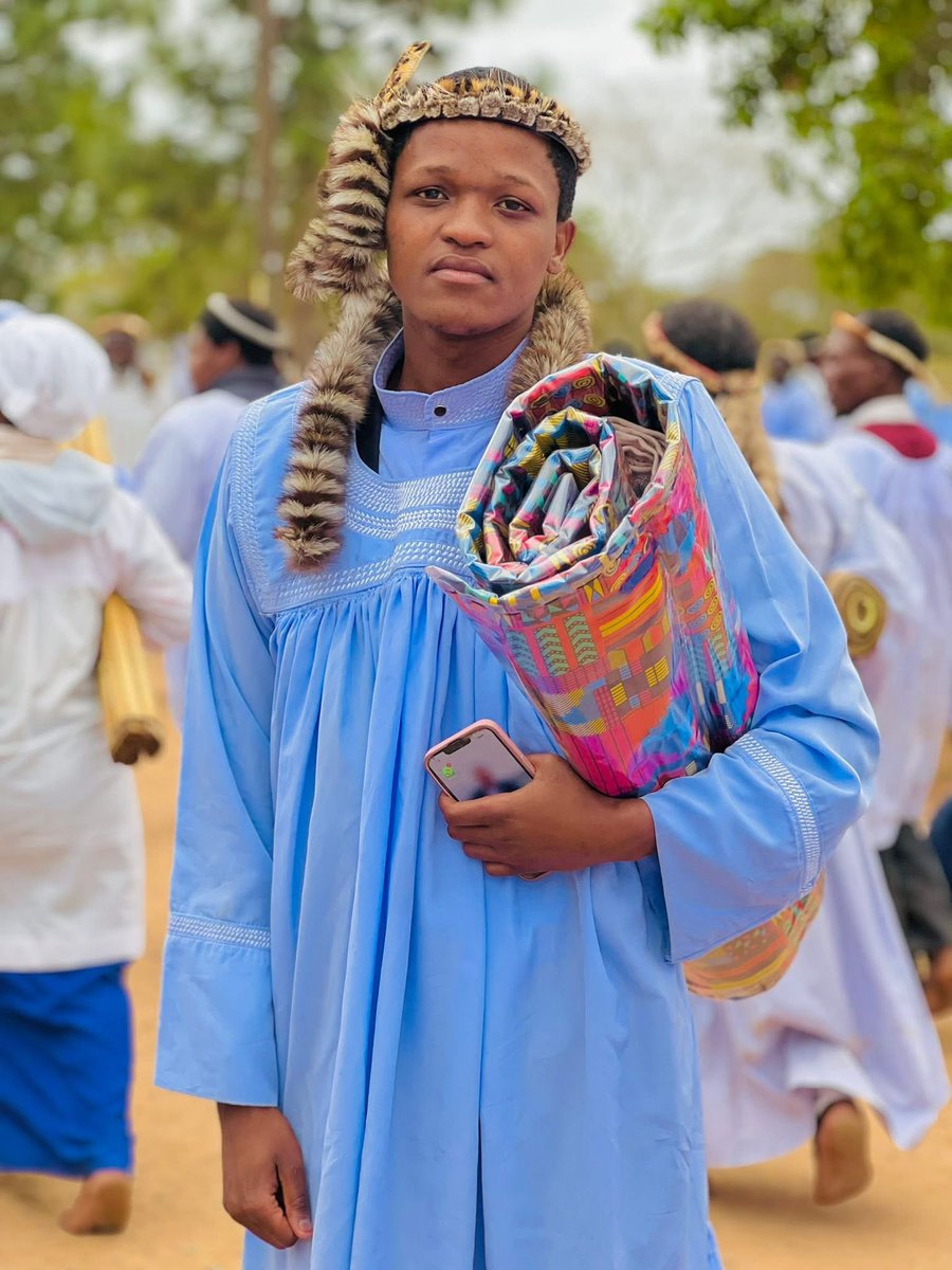 MathintaC's tweet image. Ku facebook sibuka umuzi ka King Zoso ukulala nokuvuka😊