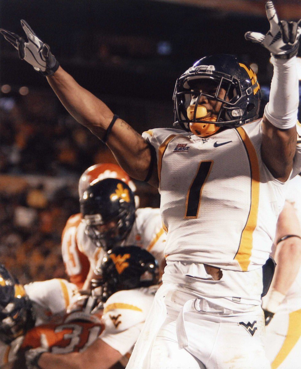 JPPeace08's tweet image. #agtg I am very blessed and grateful to receive an offer from West Virginia University!
@WVUfootball @JakeCasteel @CoachBicknell @ChadSimmons_ @matt_ray_ @RyanCallahan247 @GregBiggins @samspiegs @LamarBrown15 @BC0027 @westrebelsfb