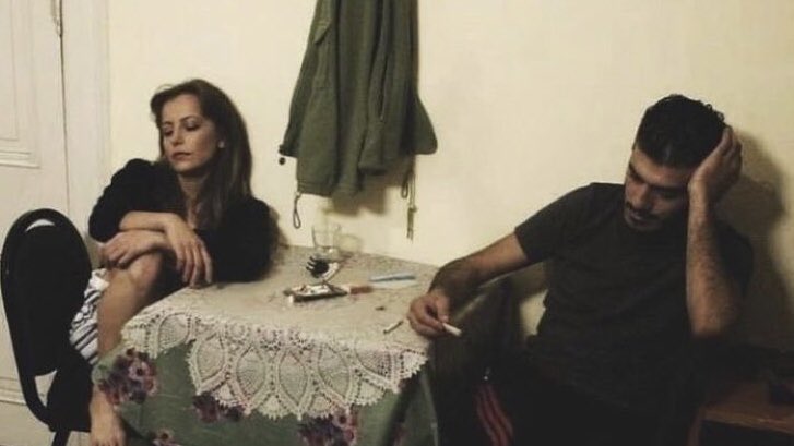 ne kadar uzak olursan ol 
her gece kalbimde uyuyorsun