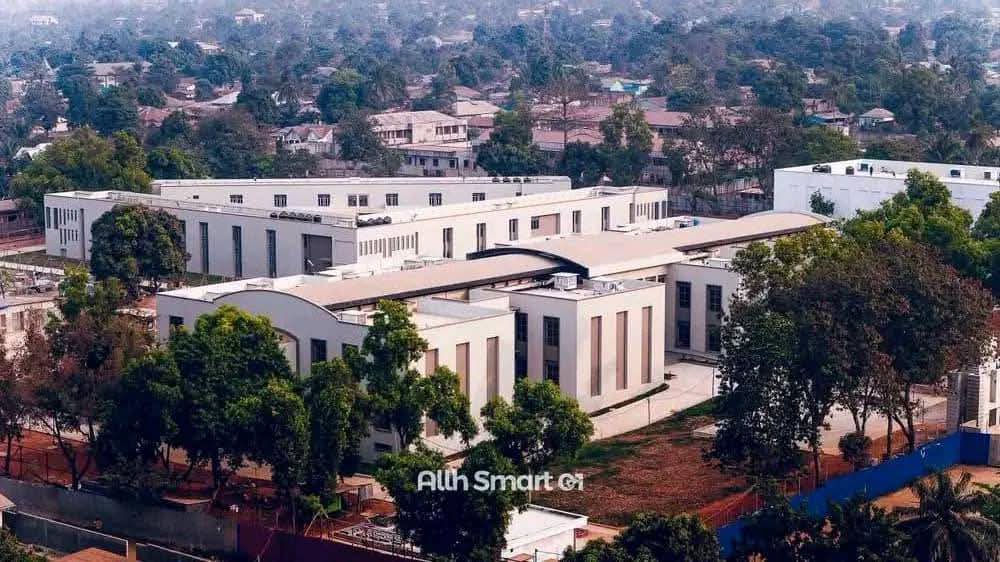 JumbaDrc's tweet image. #RDC 🇨🇩
UNIVERSITÉ DE MBUJIMAYI 👇
Le Congo est en train de changer