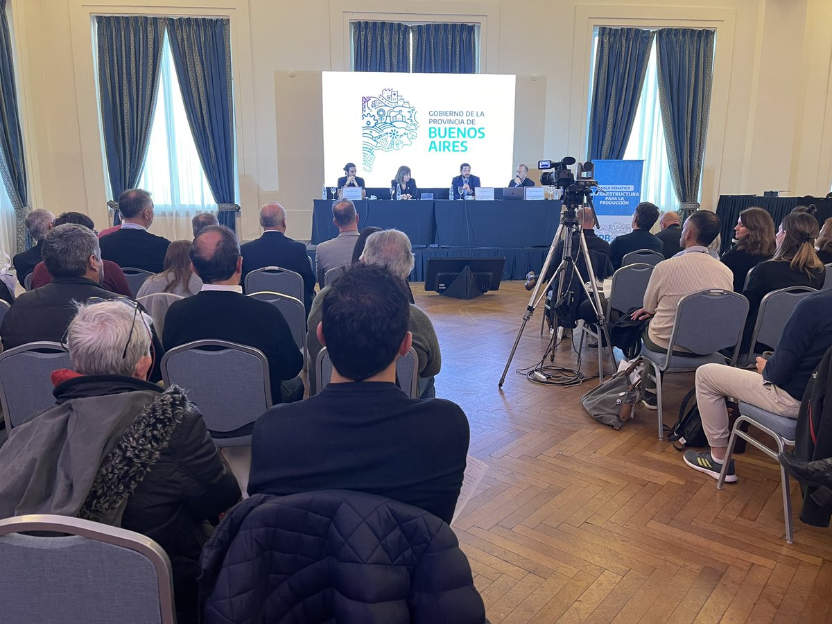 Congreso Productivo Bonaerense #MarDelPlata 

👏 Excelentes disertaciones sobre la importancia del #Turismo como herramienta de transformación social y de inclusión. 

Por otro lado se abordó el desfinanciamiento del Turismo, el Deporte y la Cultura por parte del estado Nacional.