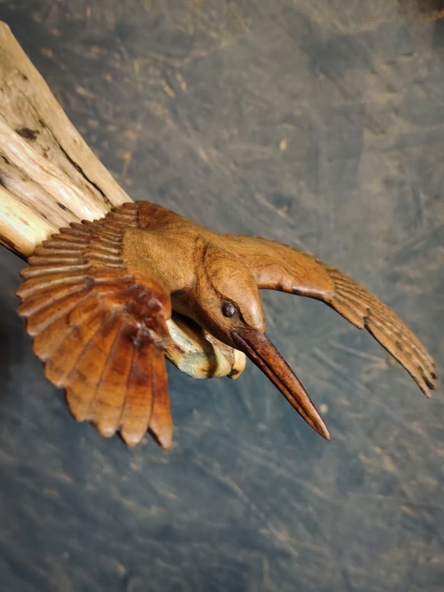 wrwassociation's tweet image. Excellent bird carvings & wow look at that turned piece amazing & probably took 100:times longer to work out & assemble than to turn very complex work