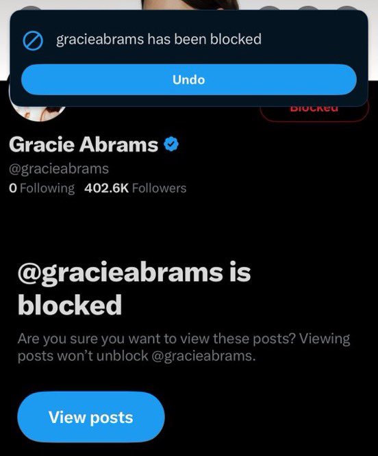 Nicki and SZA are fighting so I blocked Gracie Abrams.