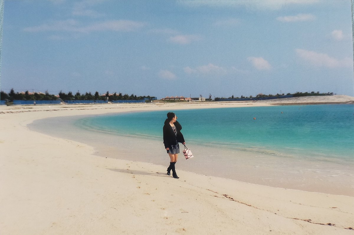 HIROE_CASCADER's tweet photo. 〜2008年 12月〜
沖縄の海すごく綺麗だったな✨✨
#DIGDAG
#BEACHPARTYTOUR https://t.co/tFIGLi85Rj