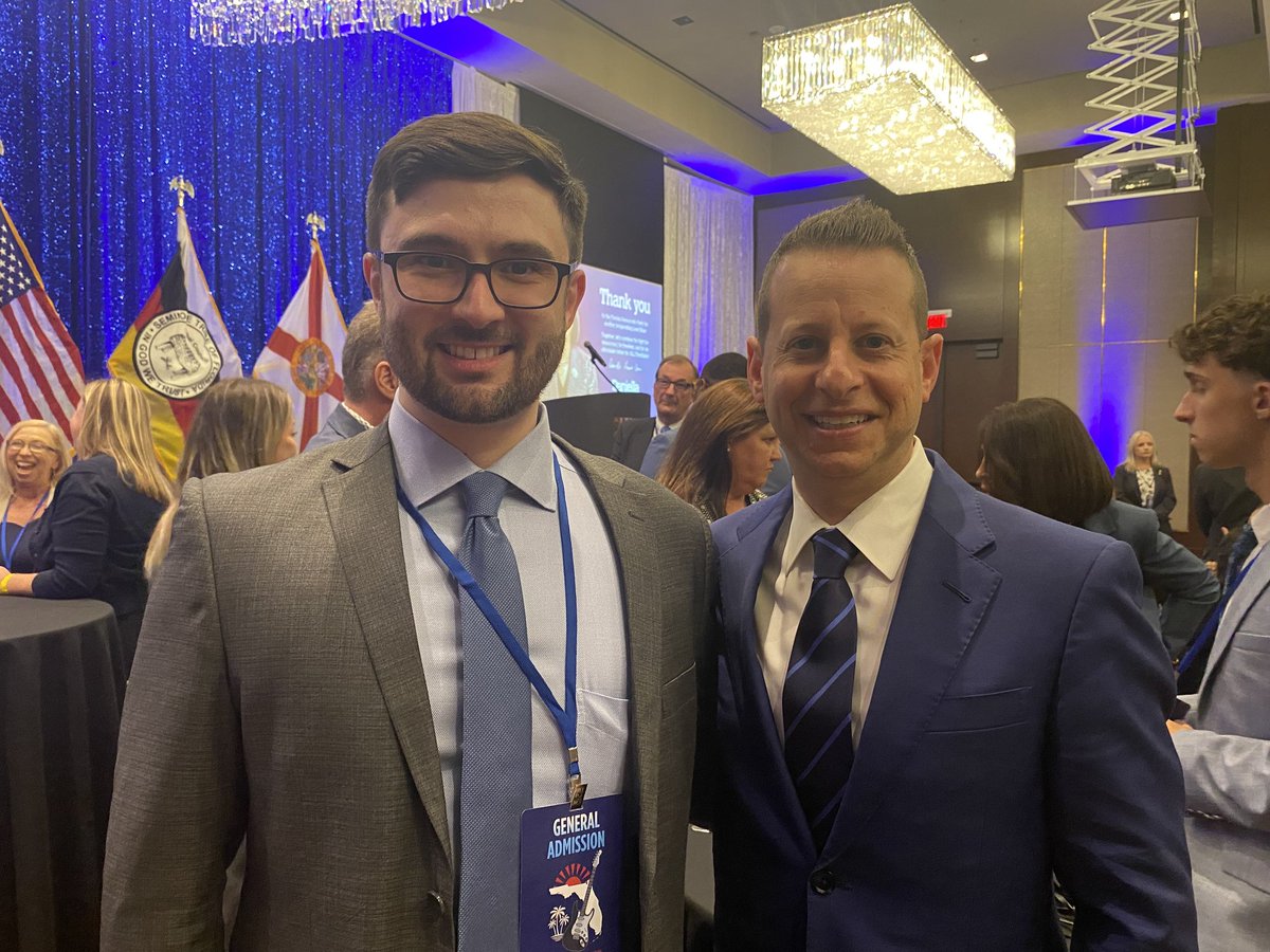 Florida Vote Dem.
Noah Widmann for
Congress District 7
fighting for FL families
Ins
Vets
Medicare
Childcare
Healthcare
Social Security
Sm. Businesses
Restore abortion 
Reproductive Rights
Higher pay for Emerg
Responders
@NoahforFlorida
NoahforFlorida.com

#ResistanceUnited