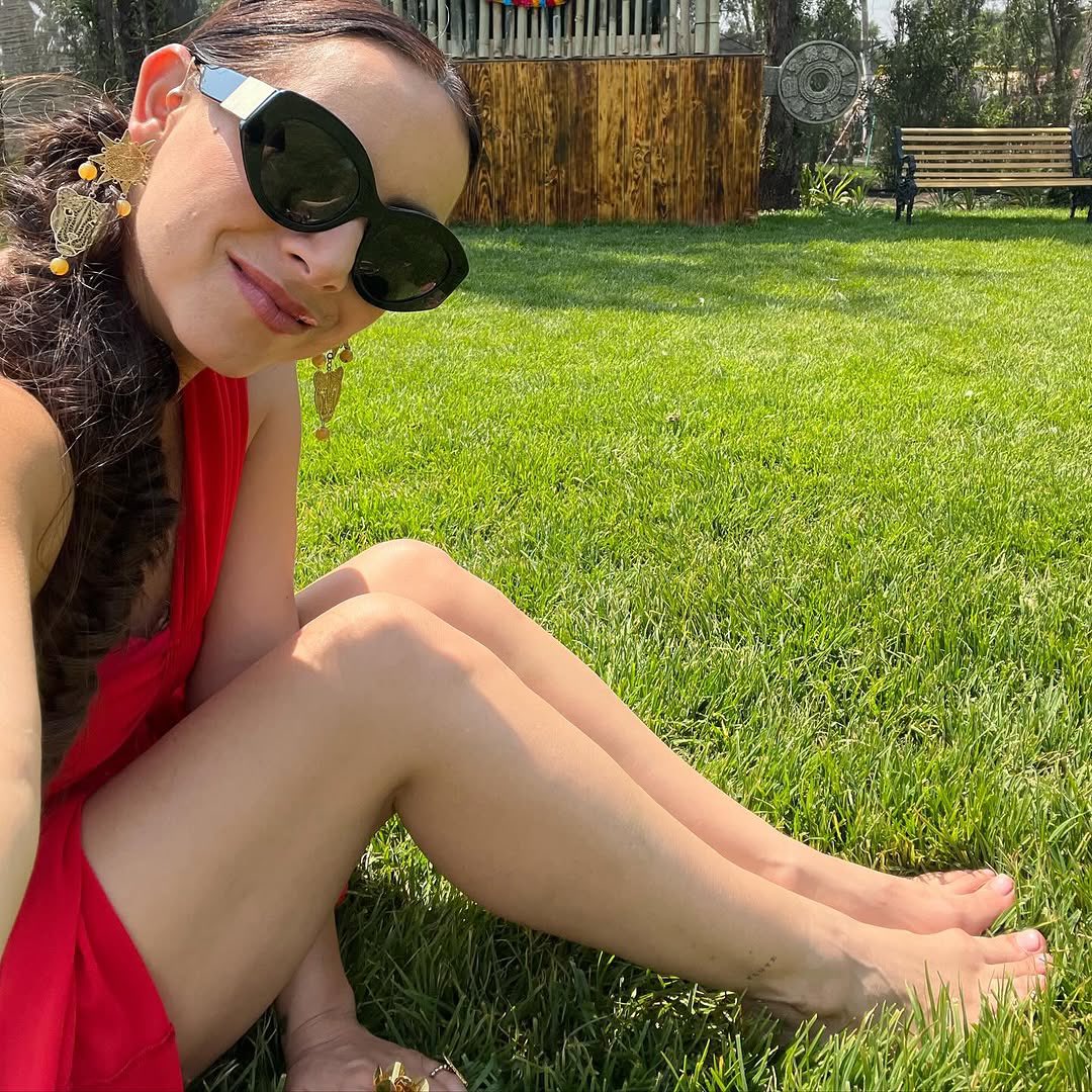Claudia Lizaldi ✨ tweet media