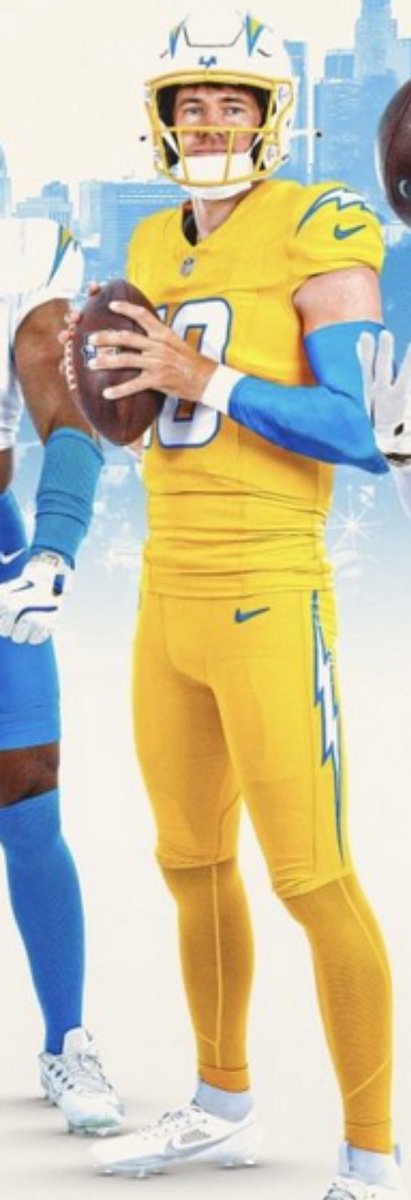 <a href="/ChrisJRuss/">Chris Russ</a> The banana🍌branding yellow out has been tried before by the LA Kings. One season and the pants returned to purple. It’s been tried and it’s failed.