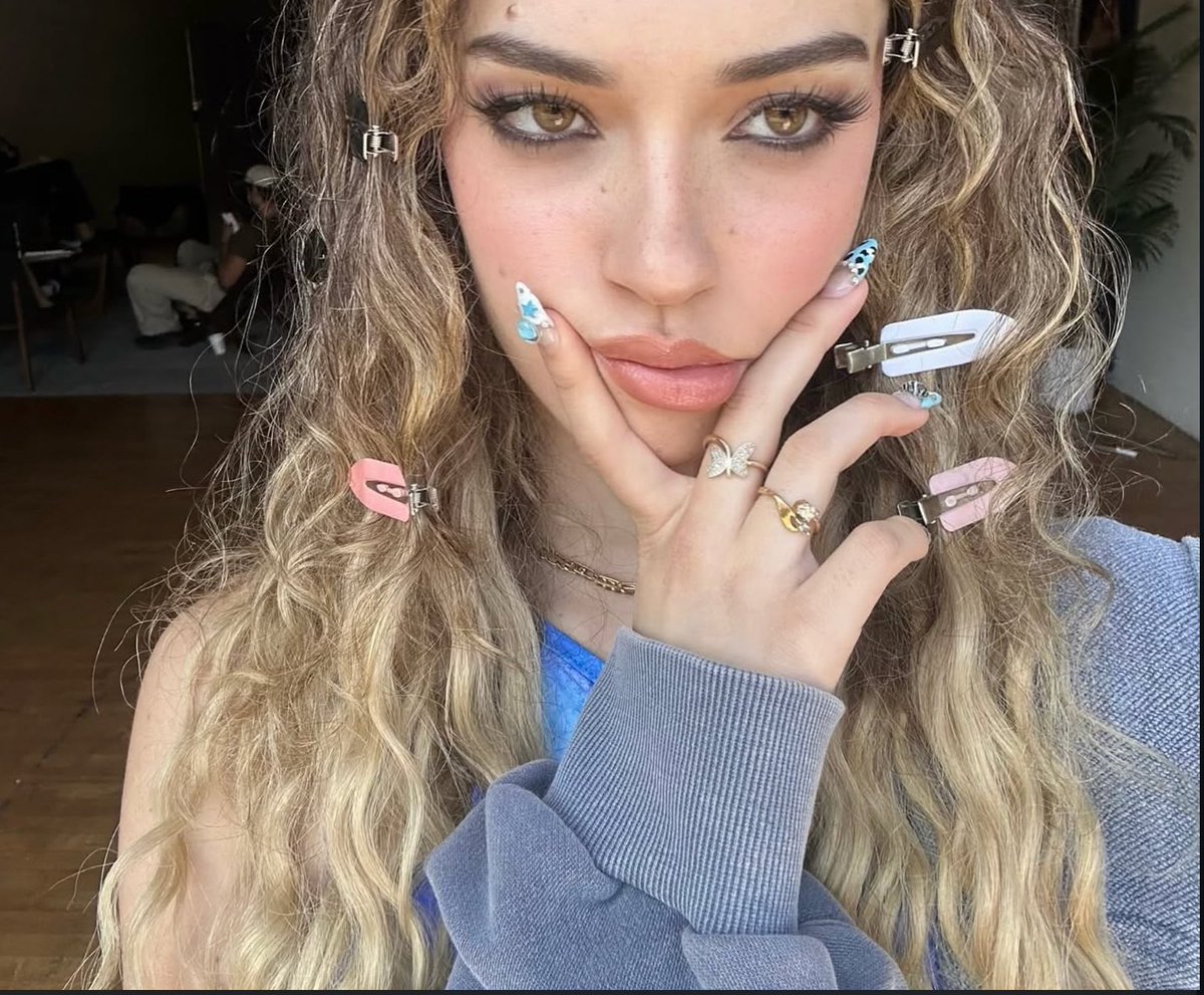 daily dani #6

#KATSEYE #DANIELA