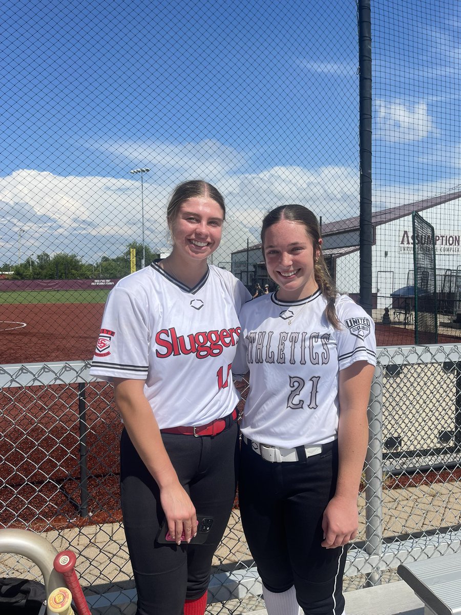We had a great day at the Junior Softball Camp in Louisville with coaches from <a href="/BUKnightsSB/">Bellarmine Softball</a> <a href="/BallStateSB/">Ball State Softball</a> <a href="/ButlerSoftball/">Butler Softball</a> <a href="/NKUNorseSB/">NKU Softball 🥎</a> <a href="/SUGoldenEagles/">Spalding Athletics</a> <a href="/ZipsSB/">Akron Zips Softball</a> <a href="/TransySoftball/">Transylvania Softball</a> <a href="/LouisvilleSB/">Louisville Softball</a> 
Thanks to all the coaches for their time today! 
<a href="/AMWicksGold2026/">Athletics Mercado 2026 Gold- Wicks</a> 
<a href="/Pmurphy08/">Paige Murphy</a>