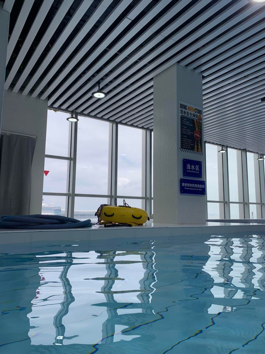 PrometheusKT's tweet image. swimming🏊