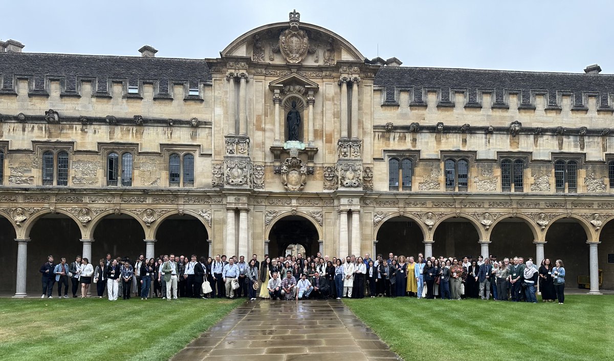 ZoltanMolnar64's tweet image. Excellent day at the Anatomical Society Summer Meeting at @StJohnsOx today.  anatsoc.org.uk/meetings/our-m…
@ArtedelCuerpoH1 , @SaraBandiera2 @anat_soc @AnatSocSummer25, @AnatSocOxford