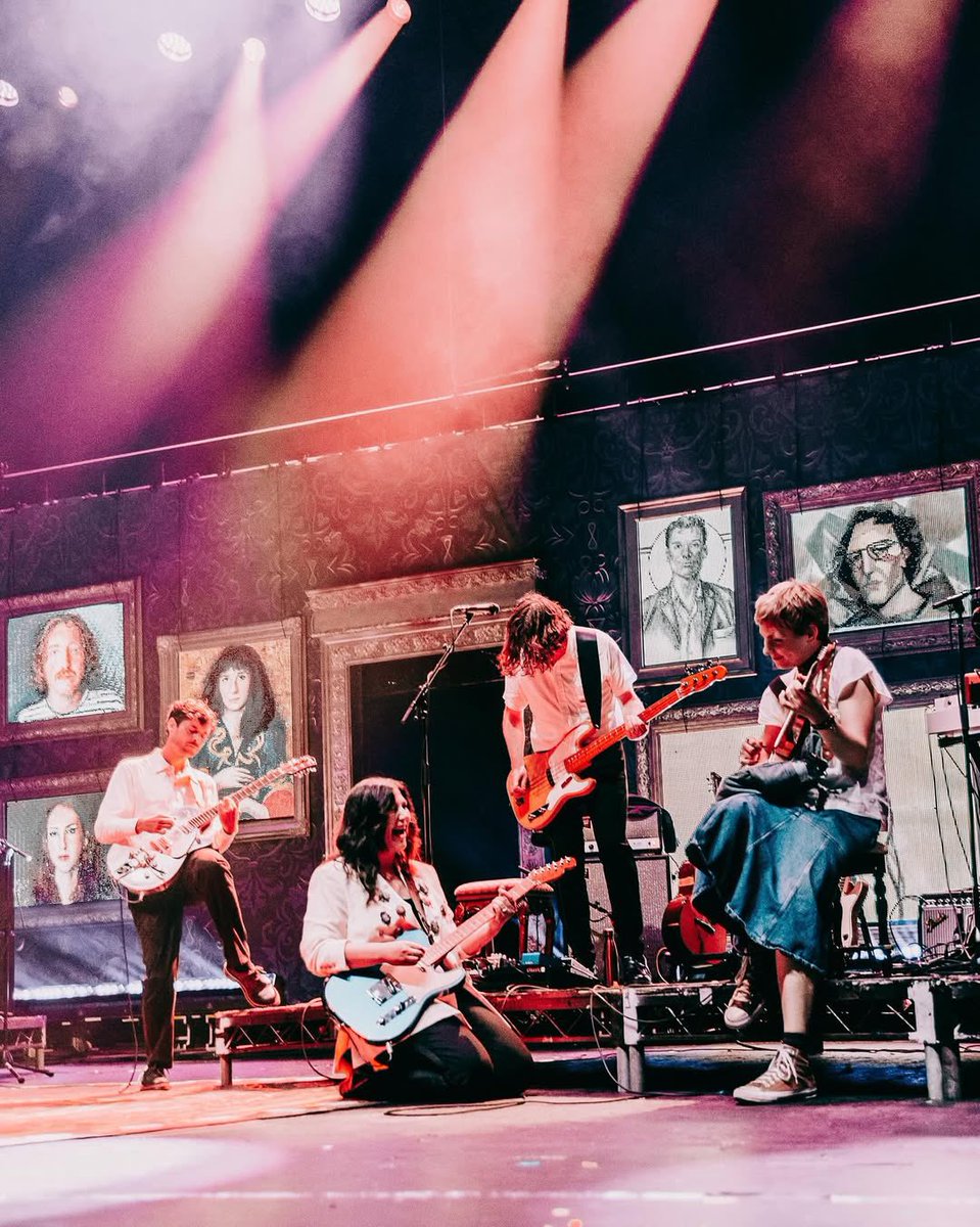 TeamLucyDacus's tweet image. Moments from the Europe & UK #ForeverIsAFeelingTour 🩵 See you back in Philly!