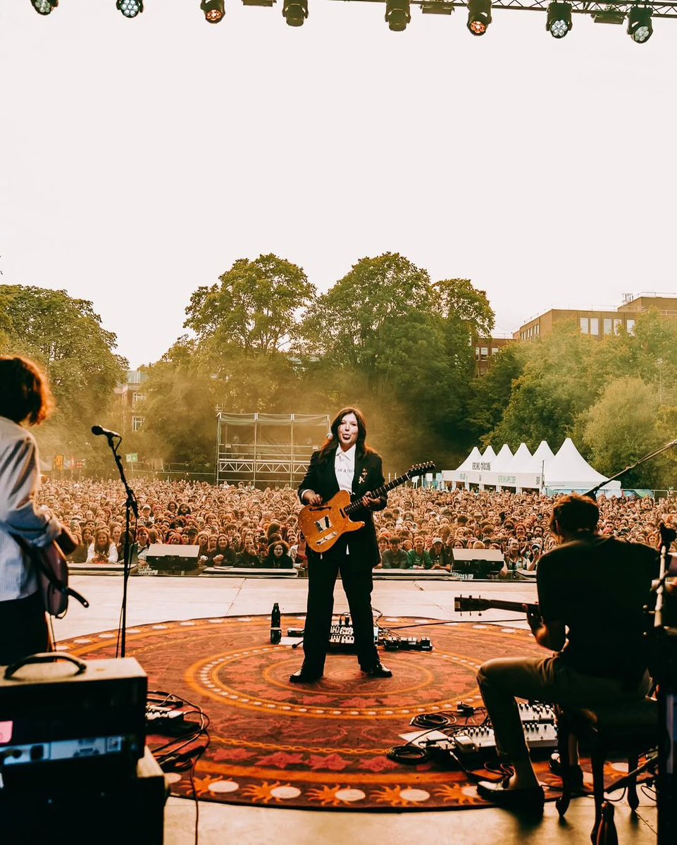 TeamLucyDacus's tweet image. Moments from the Europe & UK #ForeverIsAFeelingTour 🩵 See you back in Philly!