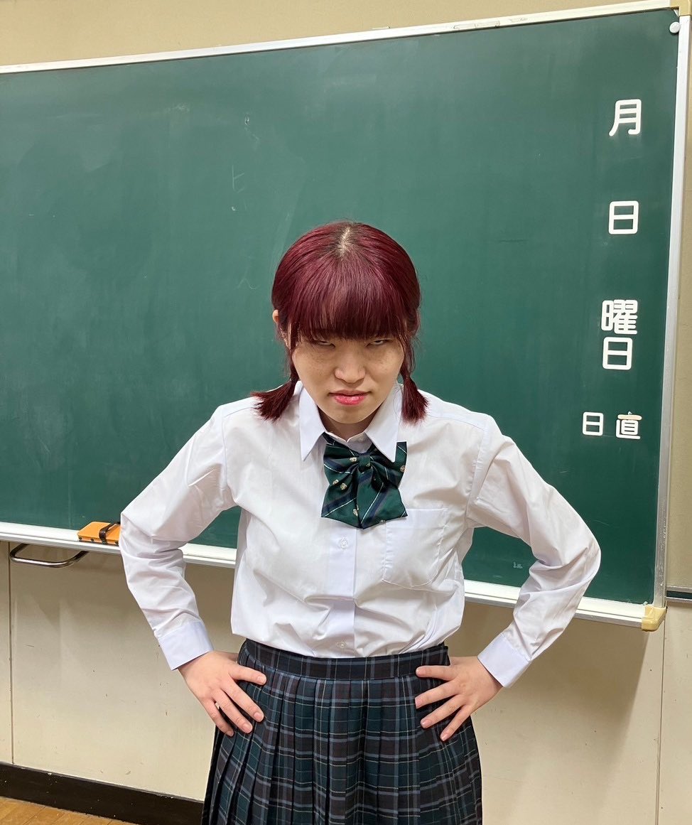 purotein_oyazi's tweet photo. 【めちゃ大告知】
9月5日公開の映画『 #アオショー 』に見久出照美役で出ます！

小山慶一郎さん演じる采高合唱部部長の側近を気取ってる副部長役です！

監督いわく「YouTubeでプロテインおやじ見てビビッときたからキャスティングした」って言ってました！何を見た？ https://t.co/FGTeFdF6WI