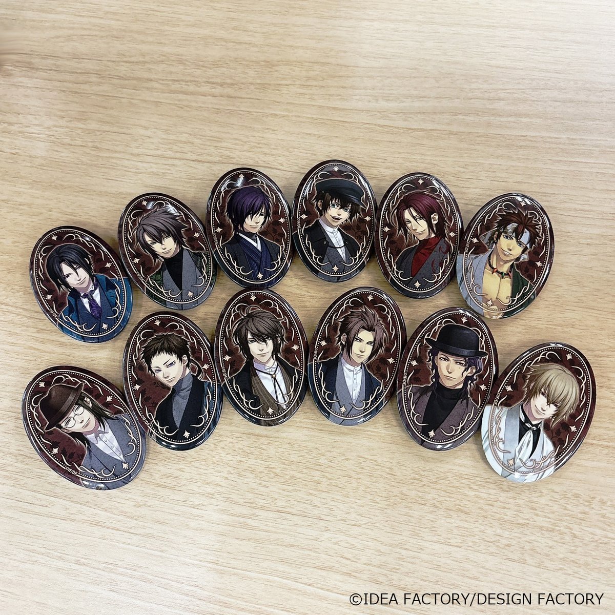 DMM_factory's tweet image. /
『#薄桜鬼 真改』 × #浅草ロマン館
コラボイベント
開催まであと1週間!🕊
\
《グッズ紹介》
フォトカードスタンドには、今回発売されるフォトカードを入れることが可能!
アクリルスタンドやブローチ風缶バッジもレトロモダンなデザインで、ぜひこのタイミングで手に入れてください🌸…