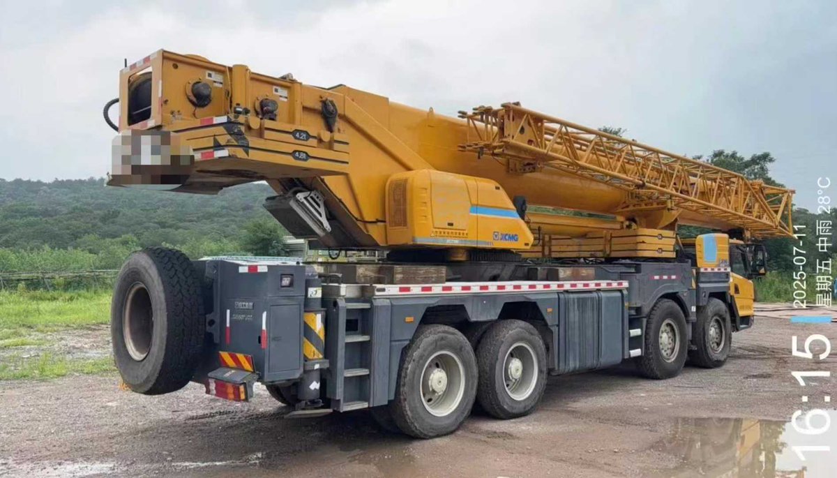 DindangMall's tweet photo. 2020 Year XCMG 80ton truck crane for sale, type XCT80L5, 50.5m mainboom, (five-section boom), 24m jib,18.3ton counterweight, original painting,, price $106000.
More info:https://t.co/wNSIphnJVo
#cranemachine #truckcrane #XCMG #80ton #24m #2020. https://t.co/6haUgmavO2