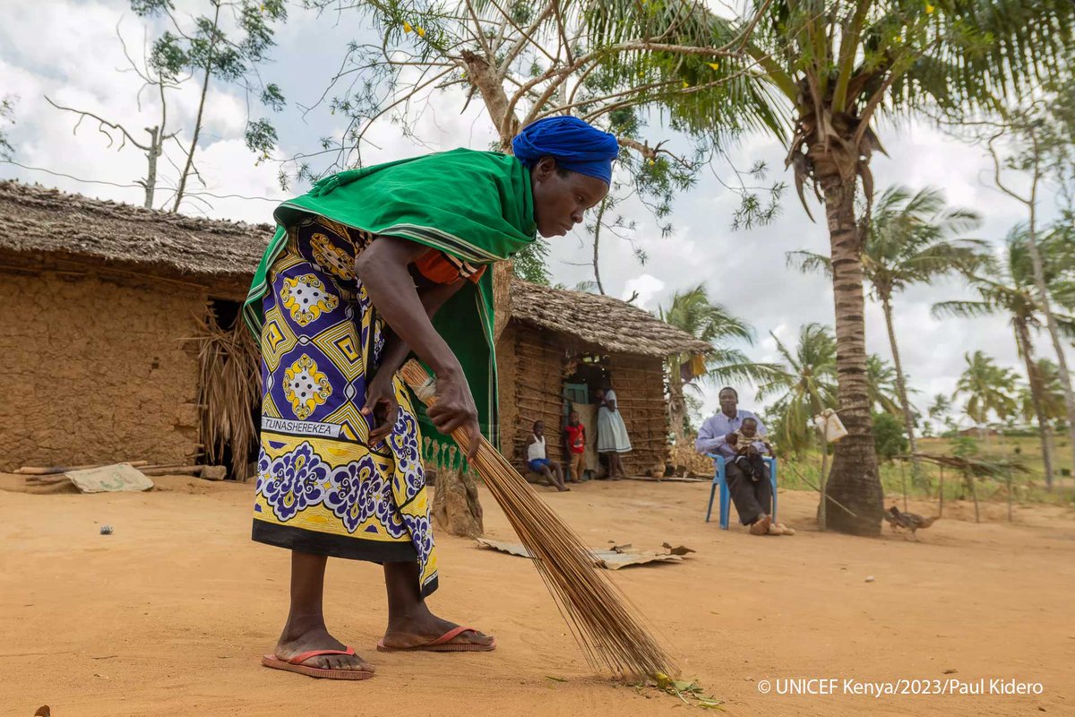 UNICEF's tweet image. In Kenya, families like Agnes and Daniel’s are learning how to support their children’s well-being, together.
This is how, with support from UNICEF and partners, they’re gaining practical guidance to create safe and nurturing homes.
unicef.link/4lCtfWY