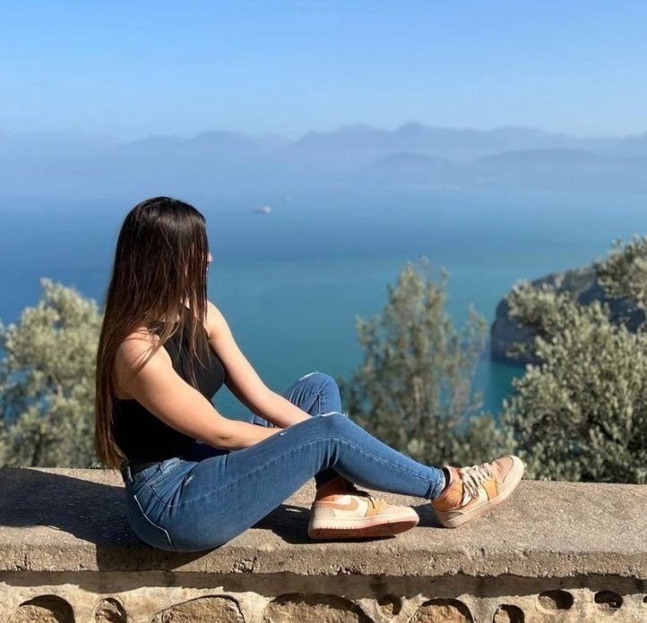 Elifce06_'s tweet image. ...
Günün bütün renkleri yüreğinize dokunsun...
...𝙶Ü𝙽𝙰𝚈𝙳𝙸𝙽...
𝙼𝚄𝚃𝙻𝚄 𝚂𝙰𝙱𝙰𝙷𝙻𝙰𝚁
༺🍃☞ 𝓔𝓵𝓲𝓯𝓬𝓮 ☪ツ ☕💙🌺🌿🕊