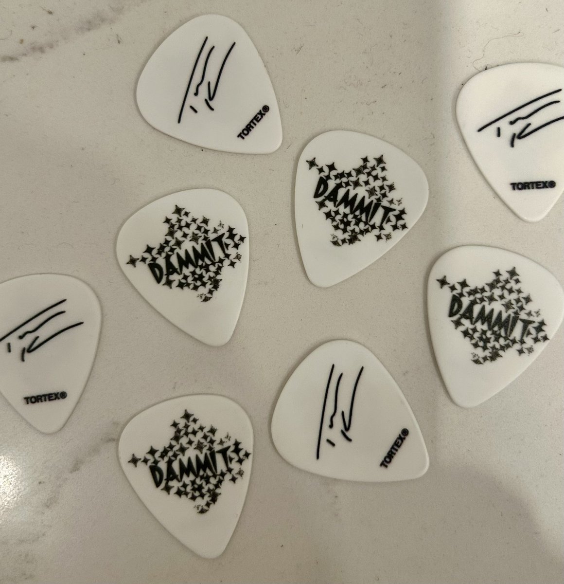 AgentRoyale's tweet image. New TODD KERNS DAMMITWEAR by AGENT ROYALE ✌️♥️ Don’t just wear it, Rock it! FREE GUITAR PICK with every purchase ⚡️@todddammitkerns @AgentRoyale #slash #toddkerns #share #madeincanada #toronto #november #blackfriday #smkc #gypsy #tarot #dammit #Canada #canadian #LasVegas #tshirt…
