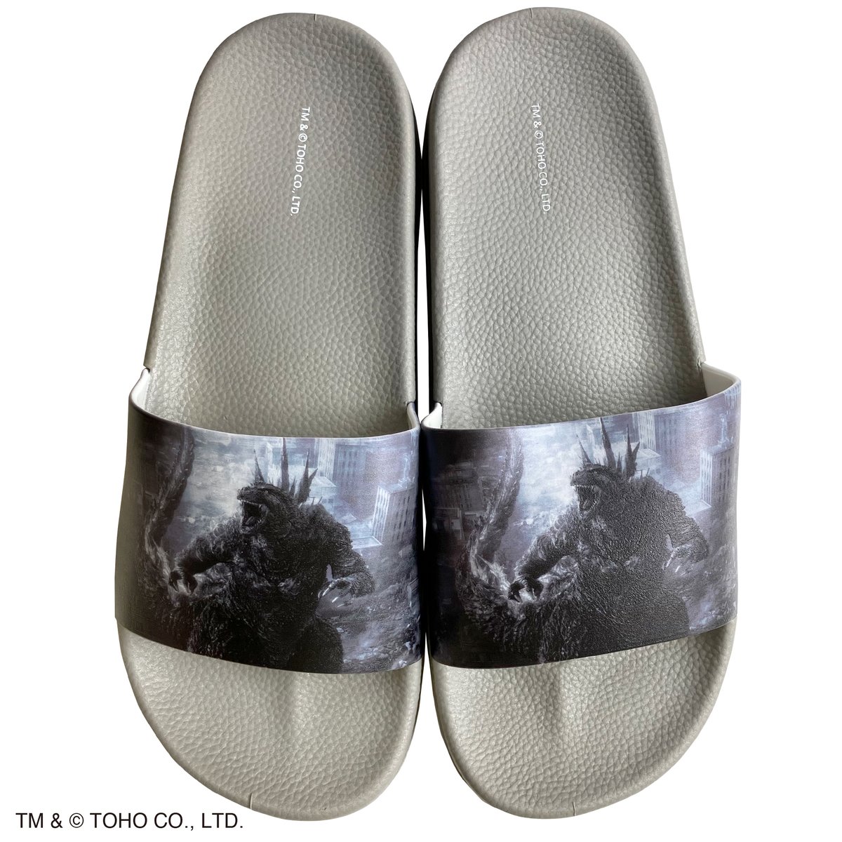 godzilla_jp's tweet image. #東宝ゴジラ新商品
ゴジラが大きくプリントされたサンダルが3種類のデザインで登場‼️
脱ぎ履きがしやすいスライドタイプです🩴
ゴジラといっしょにおでかけしよう🏃
※Mサイズ=25cm~26cm相当、Lサイズ=27cm~28cm相当
godzilla.store/shop/
本日よりゴジラ・ストアほか取り扱い店舗にて発売‼️…