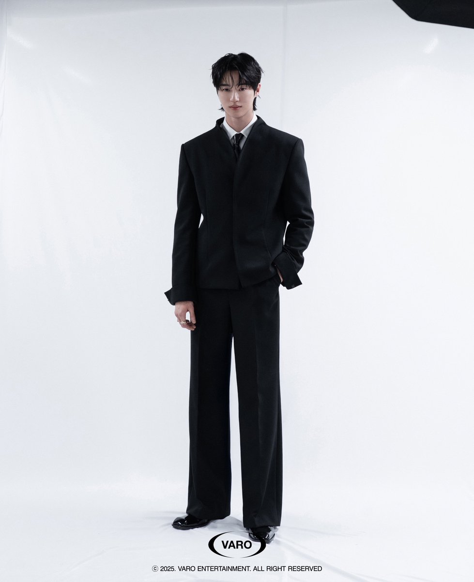 sunlight_930's tweet image. 우서기 다리가 다리면
내가 달고 다니는 건 몰까