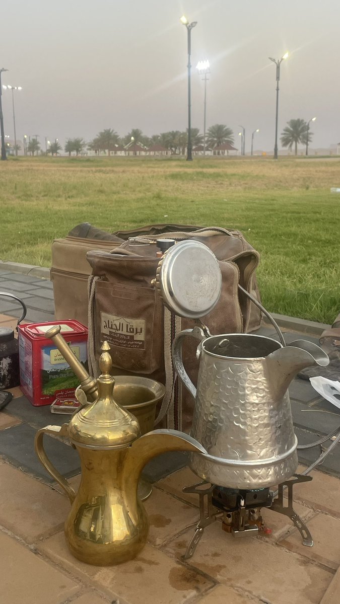 كل ما ضاقت فرجها يجي مثل الغيوم
فزعة اللي ما يمن العطايا ، لا عطا
                 سبحانه 
يالله بصباح التوافيق والتباشير الطيبه دعواتكم
