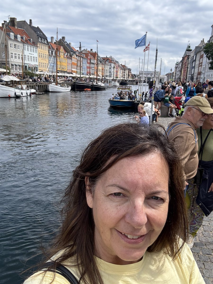 annaleeskinner's tweet photo. Copenhagen was amazing! Now off to Norway…#daysofsummer #travel #bucketlist https://t.co/C9Mn6rjqt2