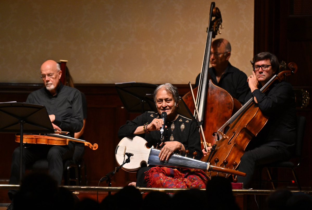 AAKSarod's tweet image. Premieres for Sarod and Cello with Jiaxin Lloyd Webber, Samaagam with David Murphy and Sinfonia Verdi at Wigmore Hall #london #wigmorehall 📷 Mark Allan @wigmore_hall @MarkAllanPhotos